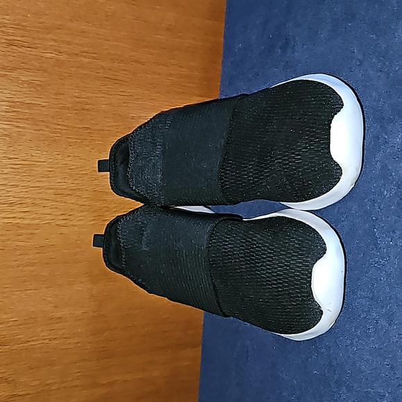 Men's Athletic Works Slip On Athletic Shoes - Size 10.5 - Picture 4 of 8